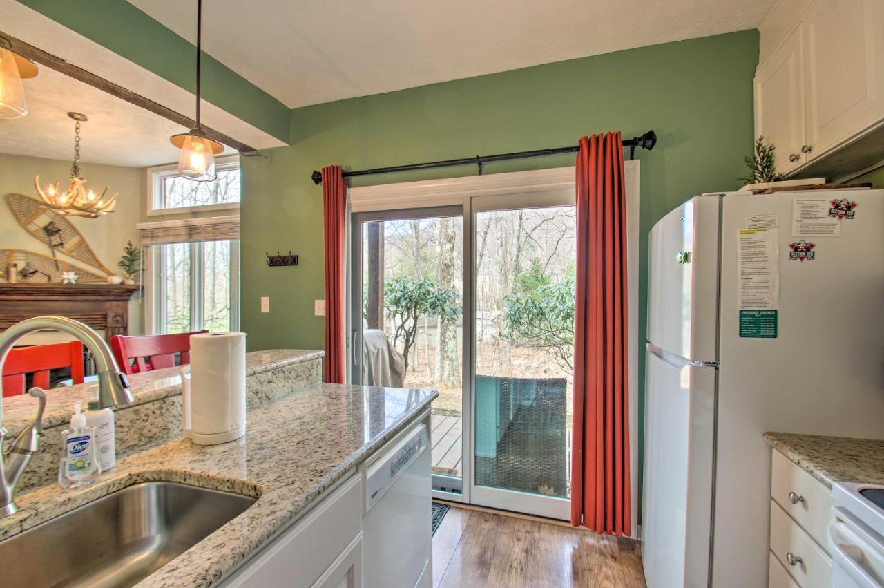 Wintergreen Resort Mountain Condo With Pool Access! Lyndhurst Exterior foto