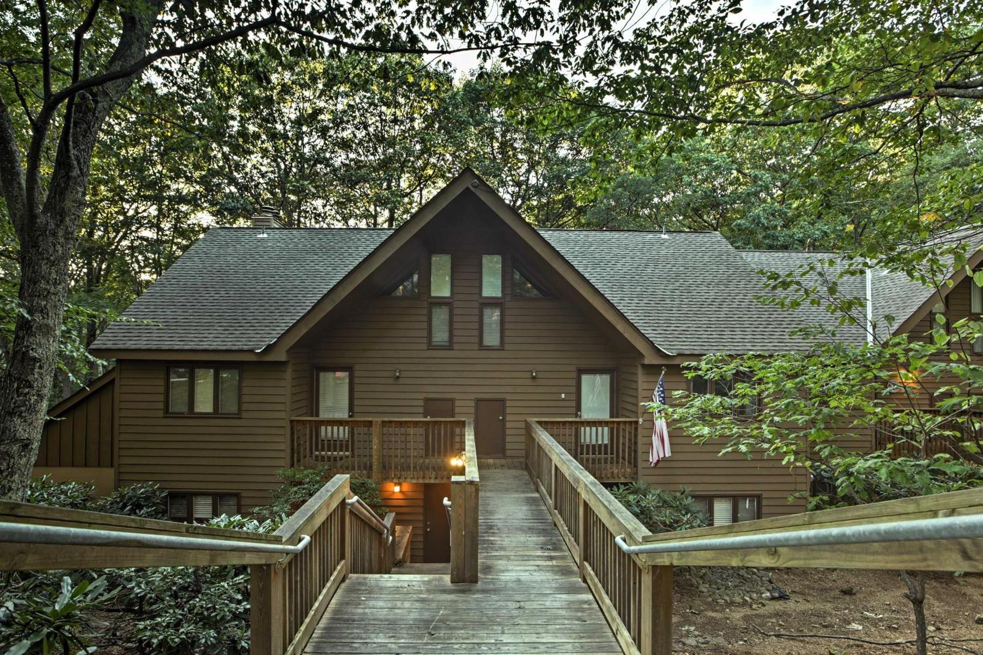 Wintergreen Resort Mountain Condo With Pool Access! Lyndhurst Exterior foto